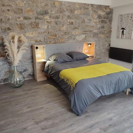 Auberge Des Esperels Rez De Maison Avec Jardin Figanières エクステリア 写真